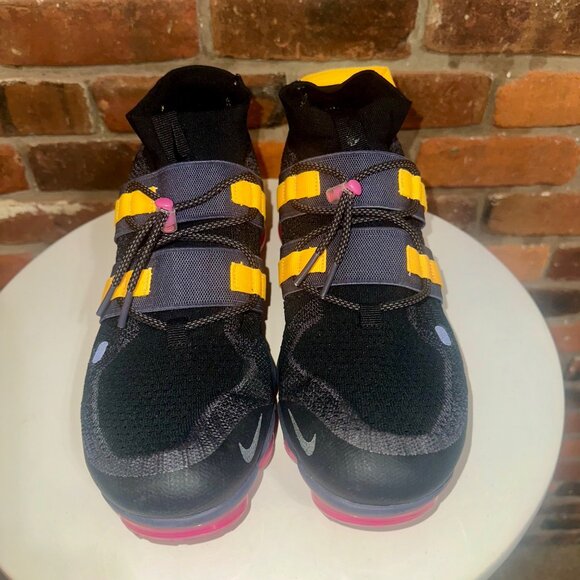 Nike Air VaporMax Utility Sneakers In Black Pink Blast Mens Size 12.5 - Picture 2 of 7